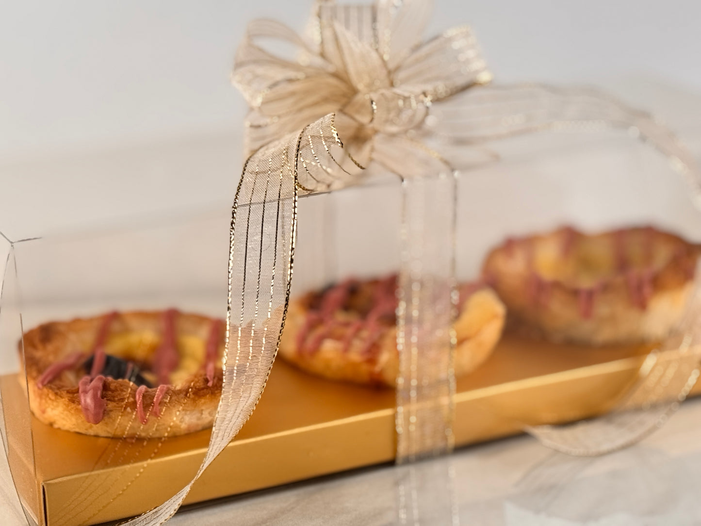 pastel-de-nata-portuguese-custard-tart-personalized-gift-strawberry-egg-tart-trio-docehaven-bakery-dallas-texas-dfw-fort-worth